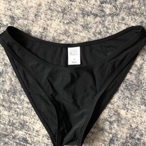 Wild Fable Black Classic Bikini Bottoms – Size M
